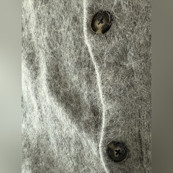 Everlane Women’s Crew Cardigan Alpaca Wool Buttons Gray Grey Sz XL - Picture 9 of 13